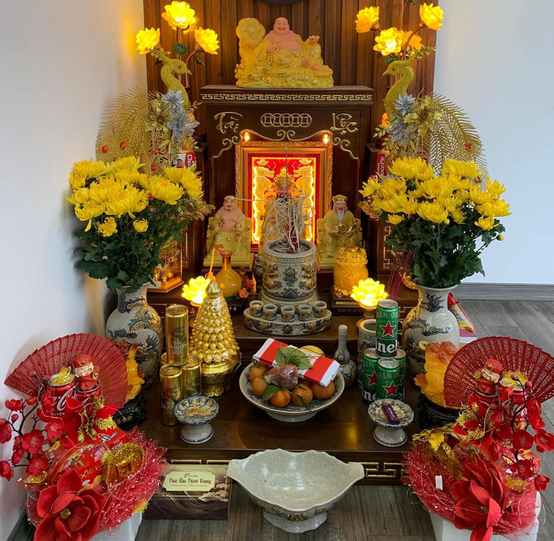 Bàn thờ thần tài cần những gì - bài trí chuẩn đón tài lộc vào nhà