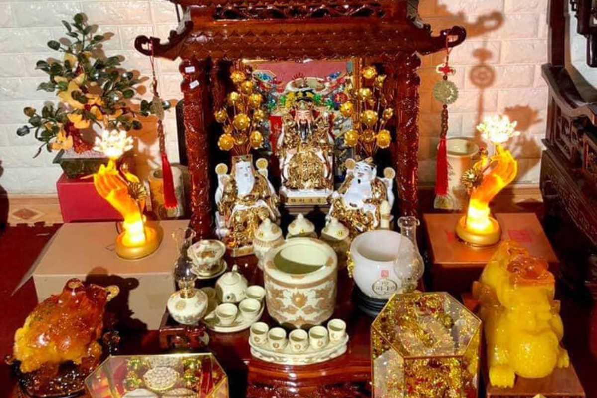 Hướng đặt bàn thờ ông Địa chuẩn phong thủy hút tài lộc