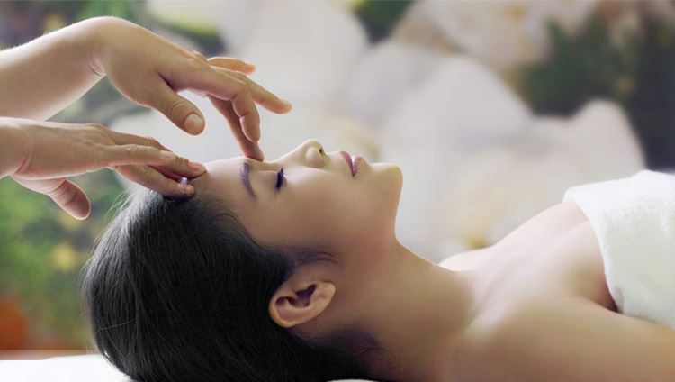 Liệu Trình Spa Thư Giãn: Nghệ Thuật Trị Liệu Hương Pháp Hiện Đại