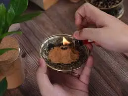Bột tẩy uế xông nhà