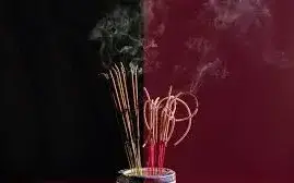 Tìm Hiểu Về Nhang Sạch và Cách Chọn Nhang Tốt Cho Sức Khỏe - Thực Phẩm Noom