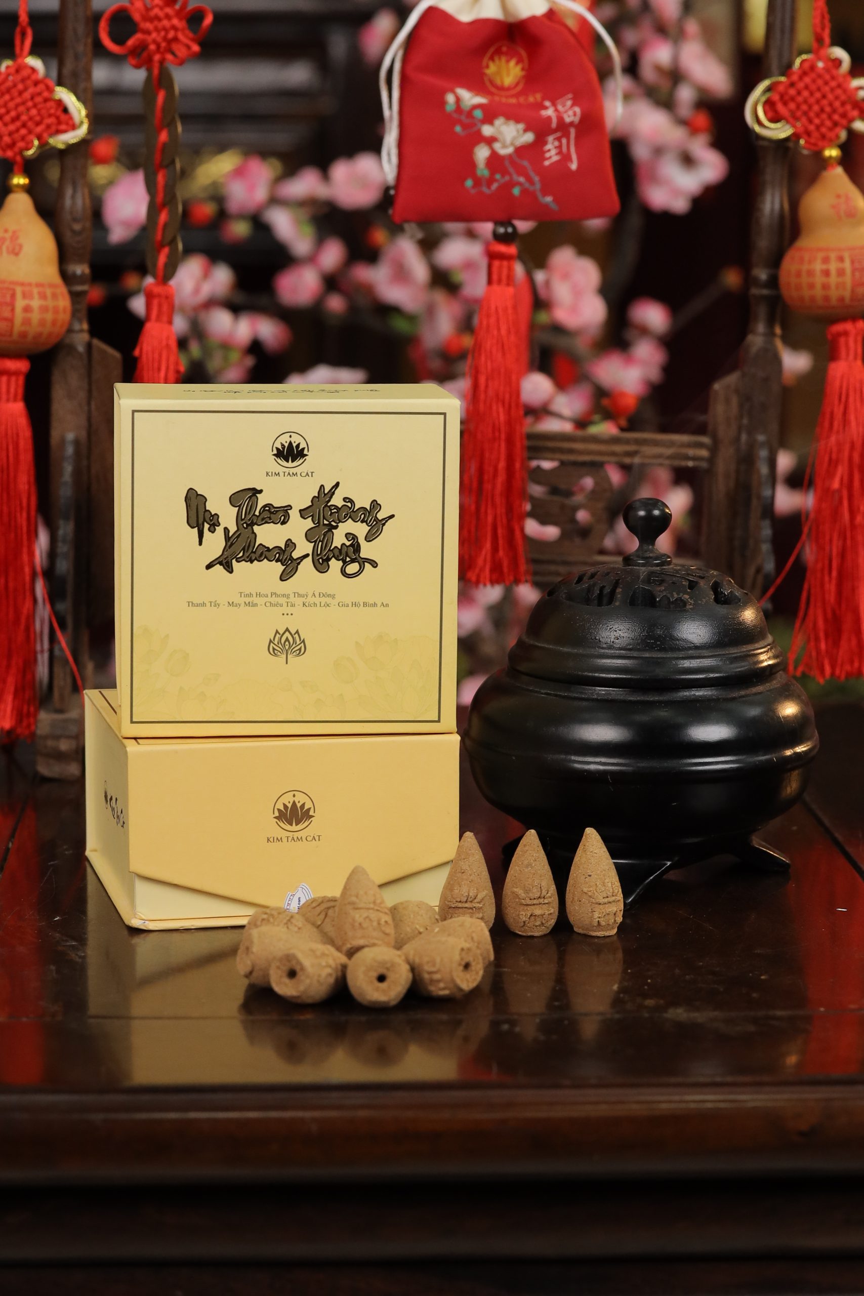 NỤ THẦN HƯƠNG - KIM TÂM CÁT - Phụng Sự Tâm Linh Việt