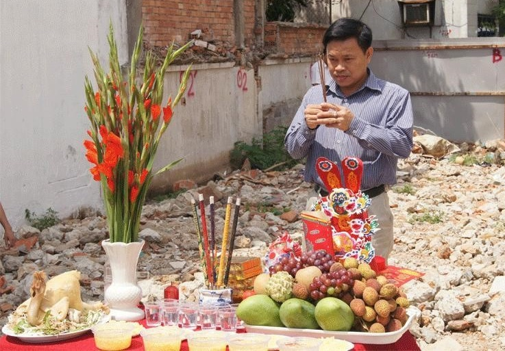 Cúng động thổ xây nhà gồm những gì? Ý nghĩa của việc cúng động thổ - MAD.E  STUDIO - Kiến trúc Việt