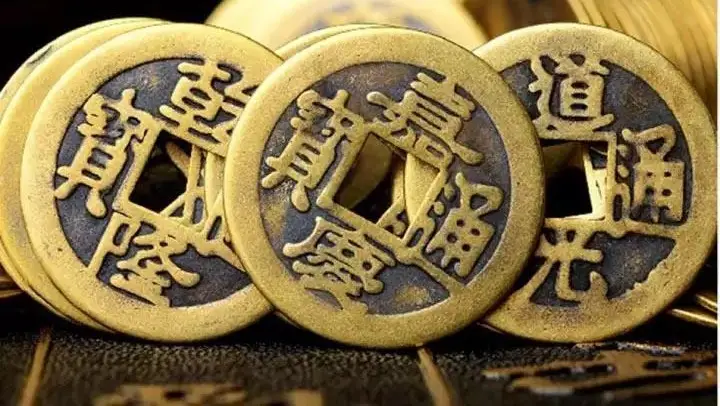 Vật Phẩm Phong Thủy May Mắn: Bí Quyết Hút Tài Lộc, Gọi Quý Nhân